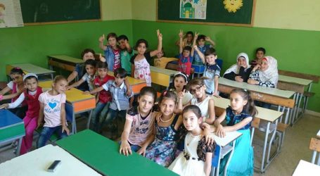 مروة خوري … تعليم الاطفال اللاجئين هدفي الاول