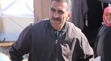 توفيق فرحات.. شرطي نذر نفسه لخدمة النازحين في إدلب