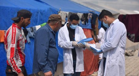 حملات توعية ينفذها طلبة كليتا الطب والصيدلة في شمال غرب سوريا