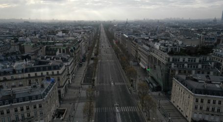 باريس توافق على تحويل شارع الشانزليزيه إلى حديقة