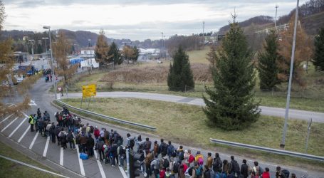 معظمهم سوريون.. تشيكيا تضبط الآلاف من المهاجرين بالقرب من حدودها مع سلوفاكيا