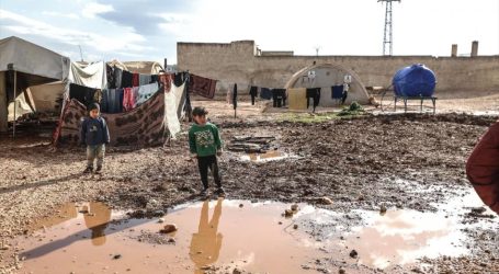 فريق الاستجابة يدعو لإصلاح الصرف الصحي في مخيمات حارم شمال إدلب